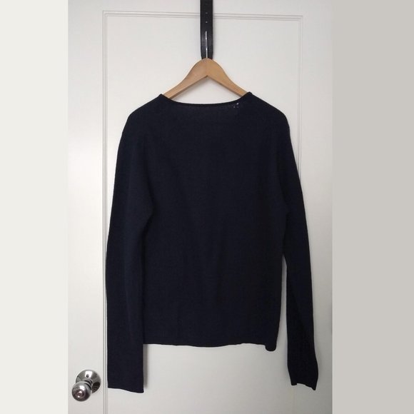 Navy V-Neck Sweater (Medium) - Picture 2 of 4